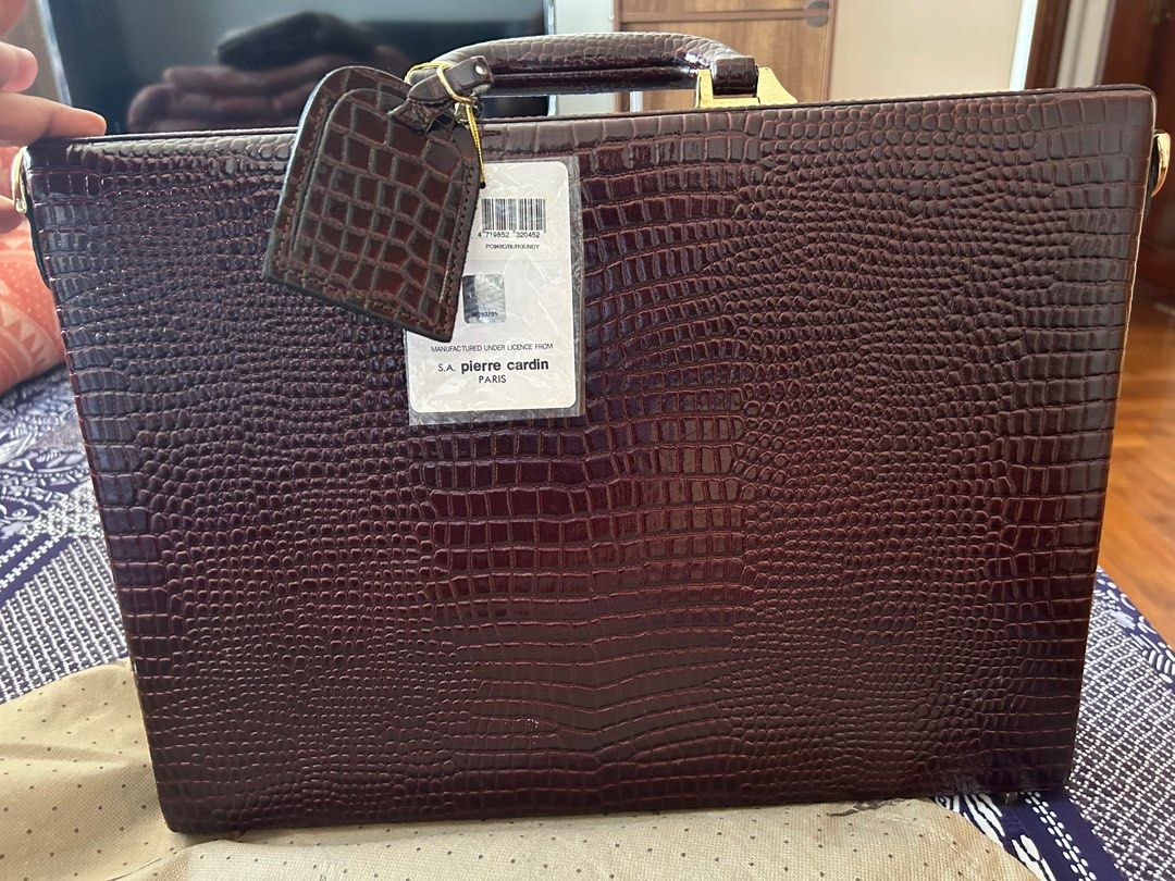 Pierre cardin 2025 backpack singapore