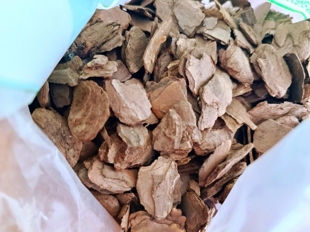 Premium Pine Barks on Carousell