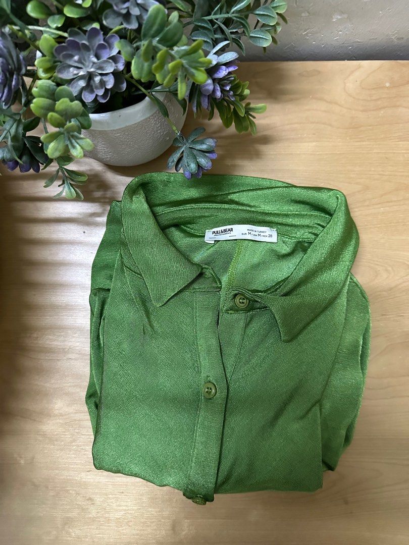 Pull and clearance bear green dress