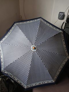 (Category: ) located in . Submitted by cie21 (Listing ID 1239379950, Image 1). Description: .