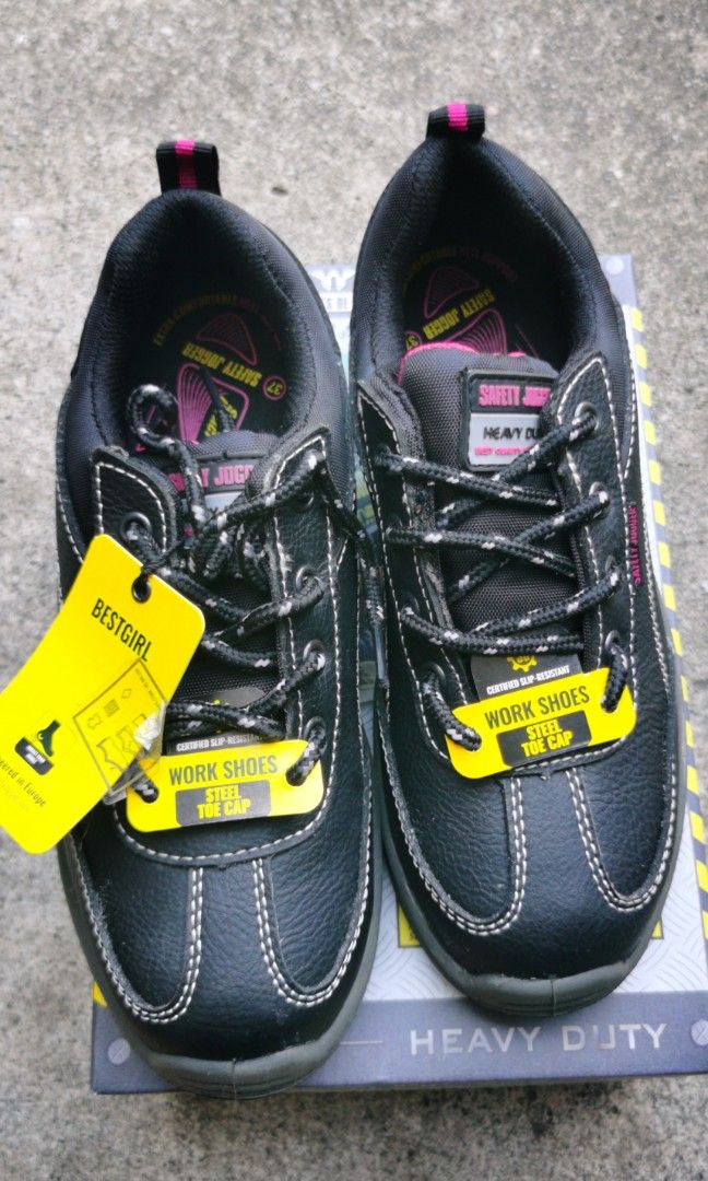 Safety Jogger (heavy duty), Women's Fashion, Footwear, Boots on Carousell
