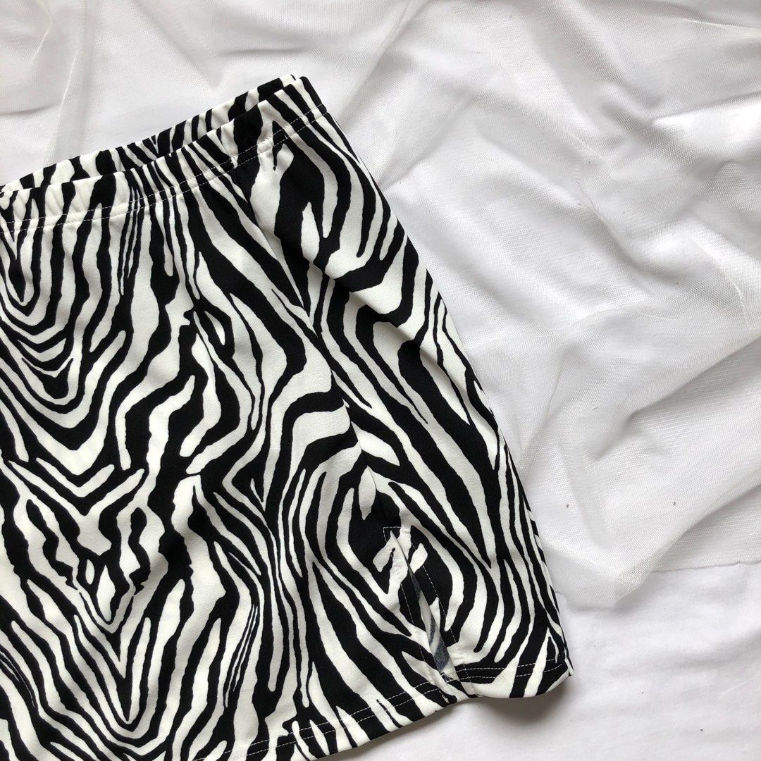 Shein zebra skirt with slit on Carousell