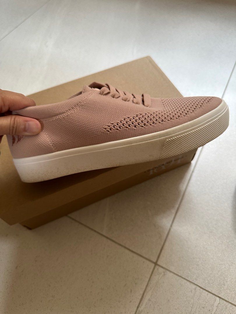 Skechers memory foam sneakers review shop
