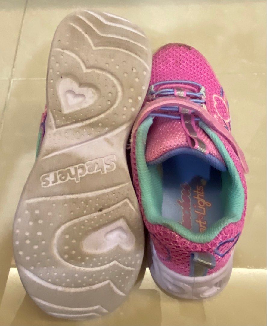 Girls skechers size 1 sales