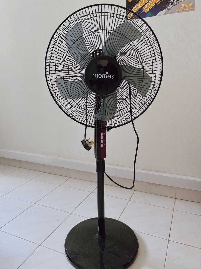 Standing Fan with control, Furniture & Home Living, Lighting & Fans