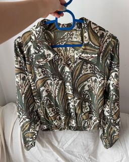 (Category: ) located in . Submitted by unearthedgarments (Listing ID 1239474920, Image 1). Description: .