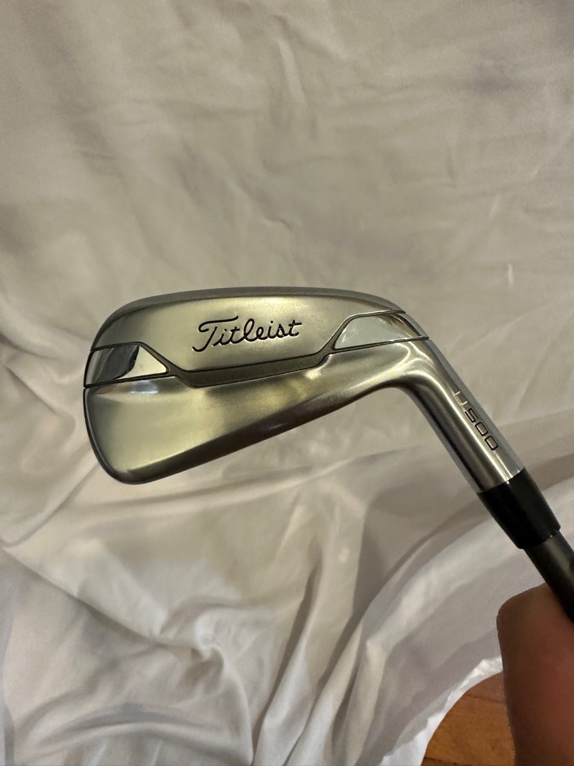 Titleist U500 2Iron, Sports Equipment, Sports & Games, Golf on Carousell