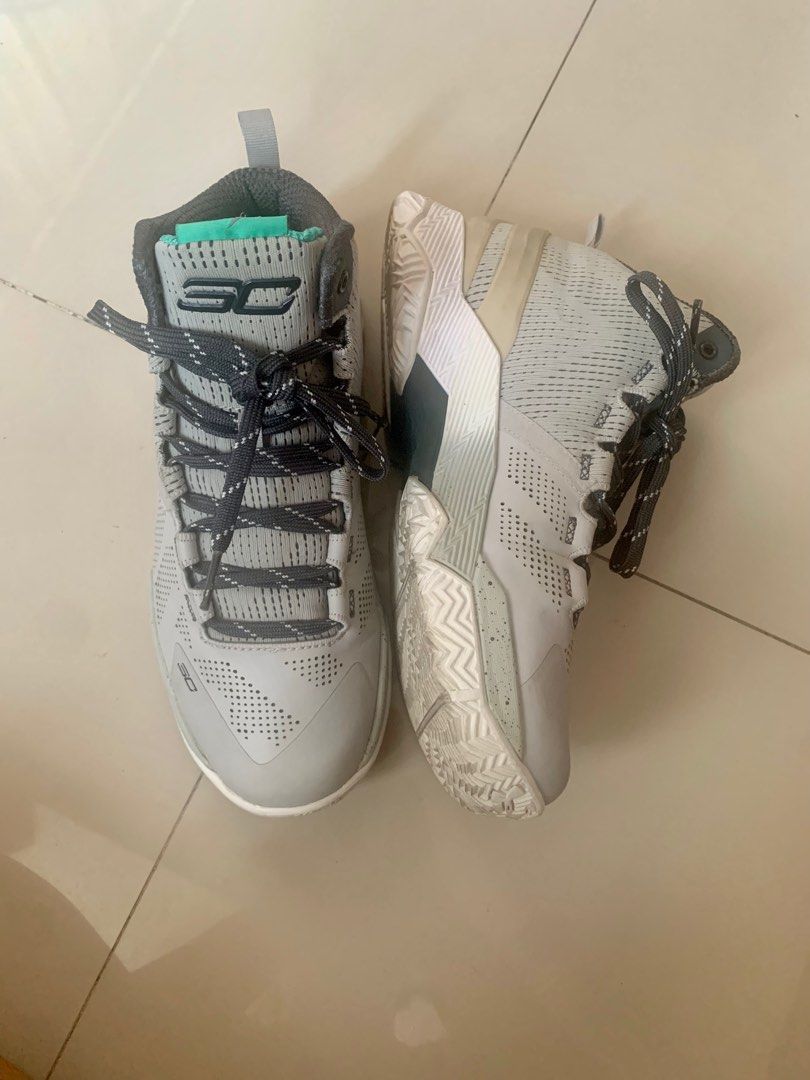 Under Armour “Curry 2” The Storm (Gray black) (Category: Sneakers) located in Quezon City. Submitted by deamyclutter (Listing ID 1239408930, Image 2). Description: Size 5Y/ 37.5 - no box - color may vary due to lighting .
