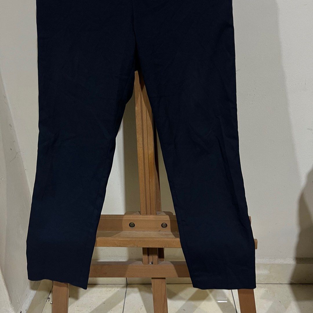 UNIQLO Ezy Smart Ankle Pant Darkblue, Women's Fashion, Bottoms, Other  Bottoms on Carousell