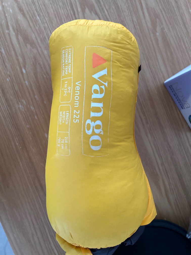 Vango Venom 225 sleeping bag Sports Equipment Other Sports