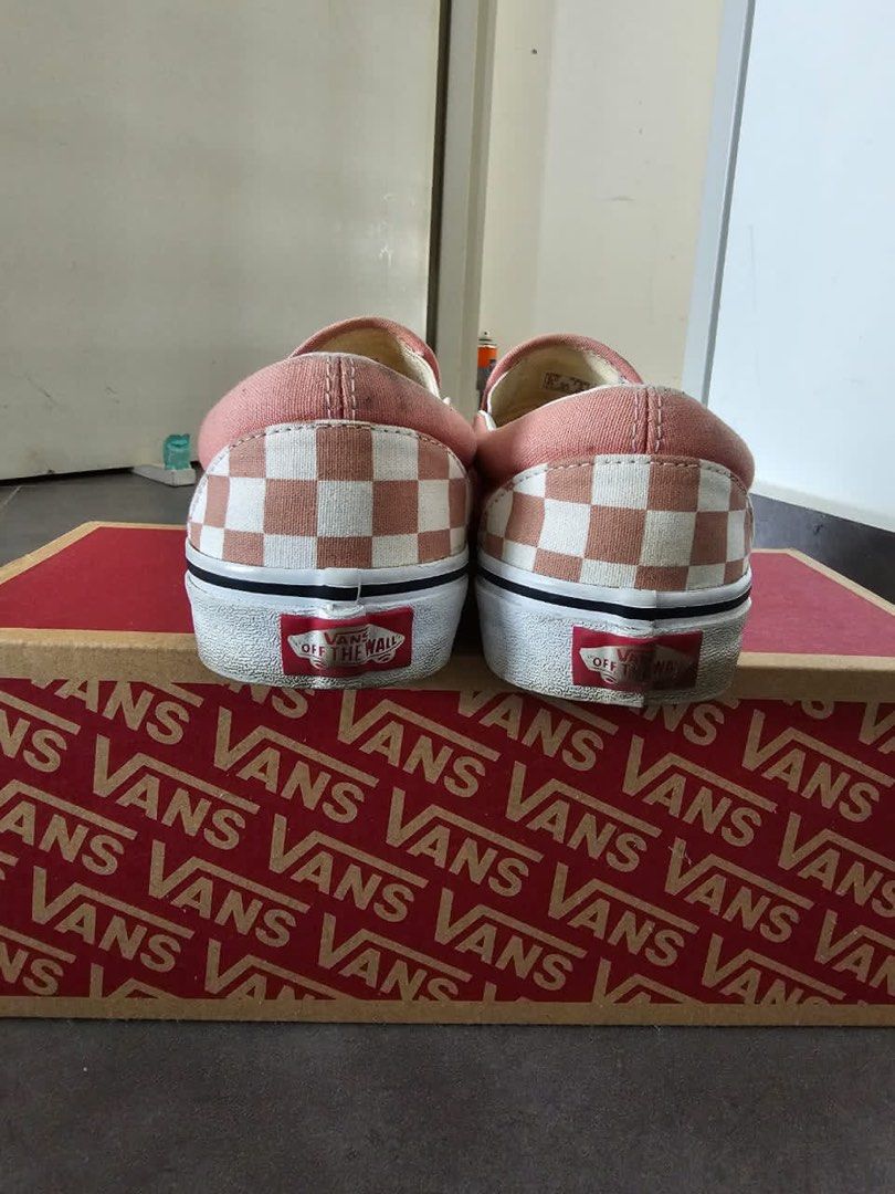 Pink checkered vans slip on discount