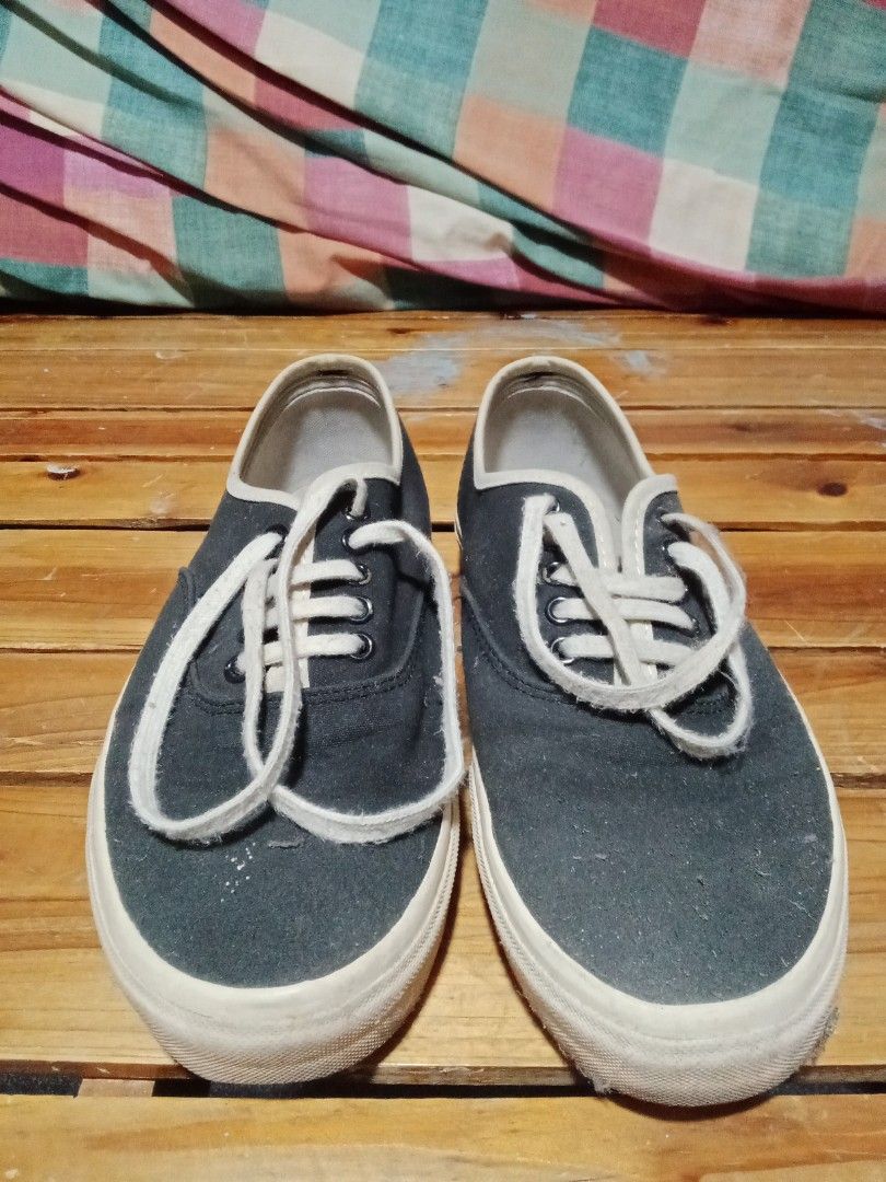 Vans in cream and black Men s Fashion Footwear Sneakers on