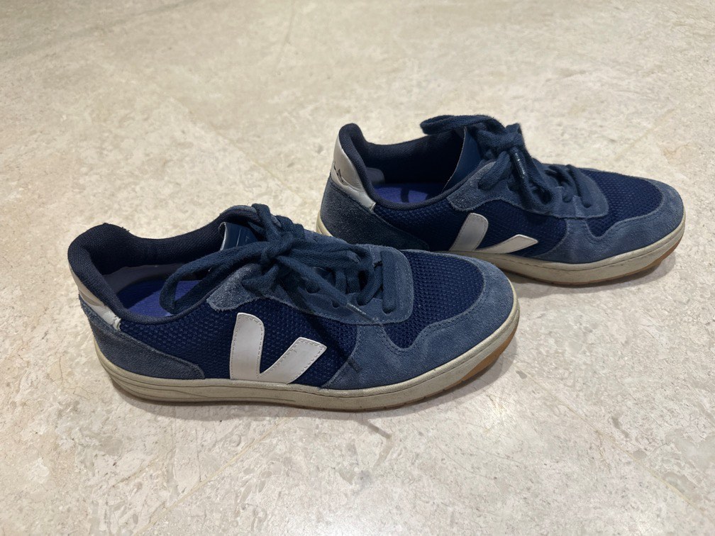 Veja blue hotsell suede