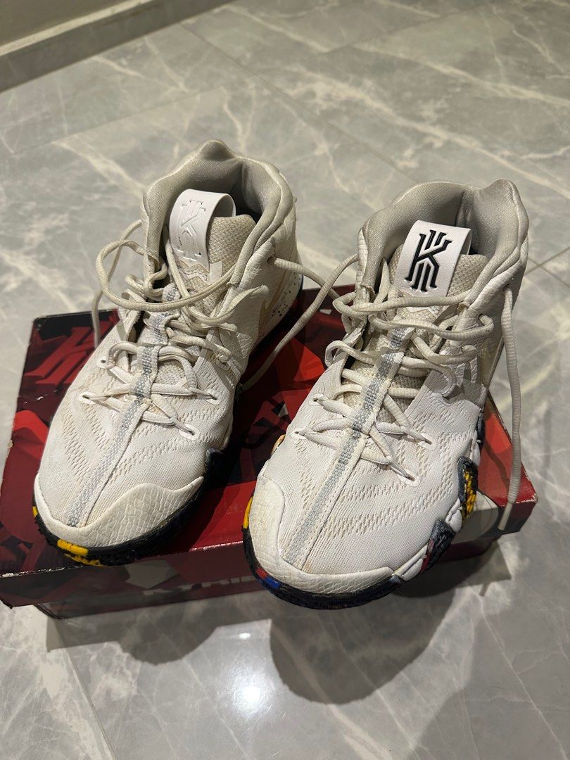 WTT WTS KYRIE 4 NCAA TOURNAMENT OG