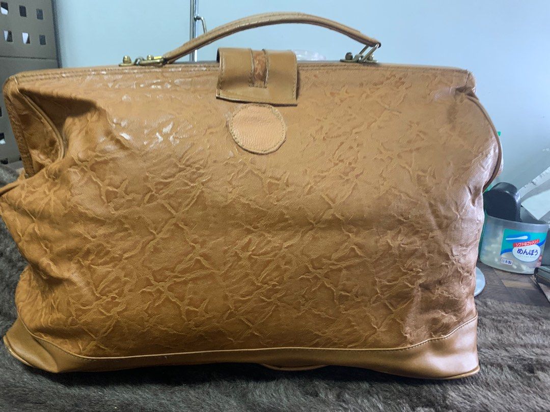 Embossed Doctor's Bag - Terrida