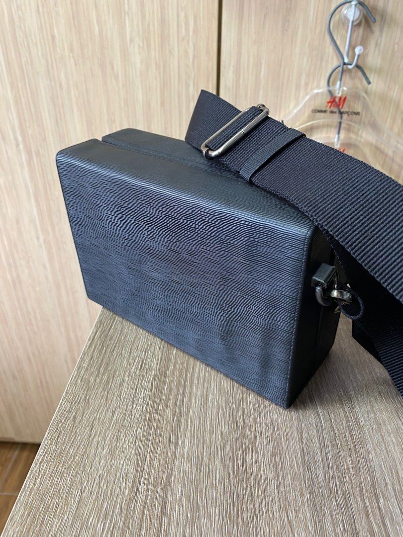 Zara mini crossbody trunk bag Carousell