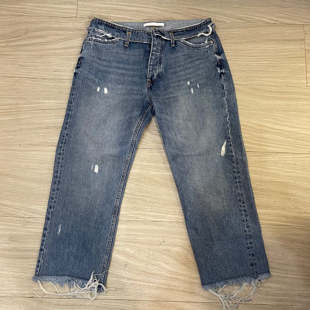 ZARA LOW-RISE JEANS on Carousell
