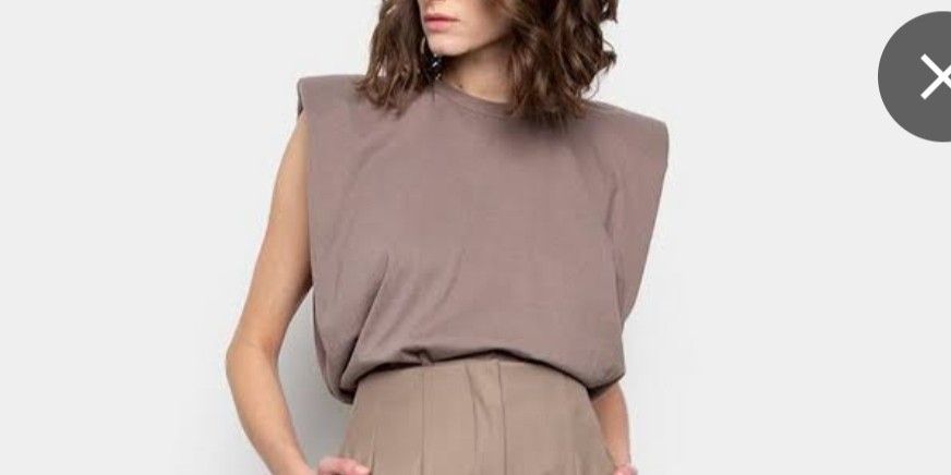 Zara padded hotsell muscle tee