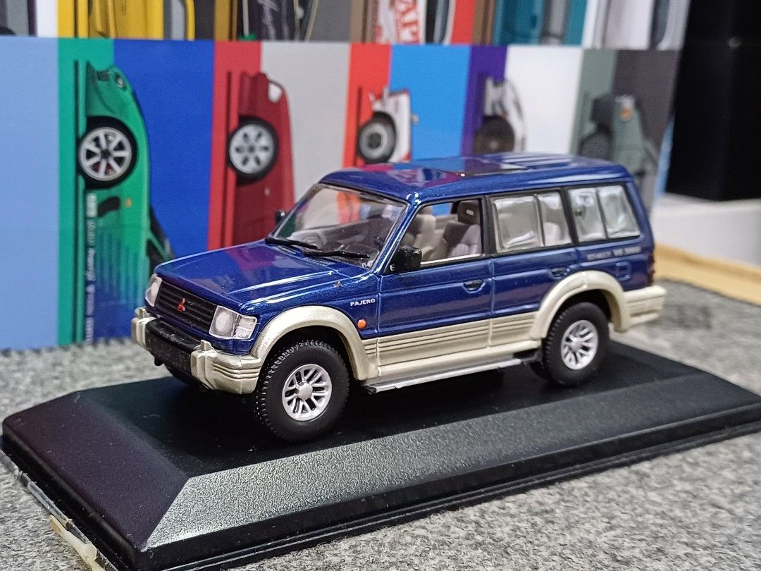 1 43 minichamps Mitsubishi pajero diecast Carousell