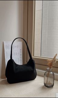 （分類：）位於 。 由 chloee1 提交（商品編號 1239683639，圖片 1）。簡介： 。