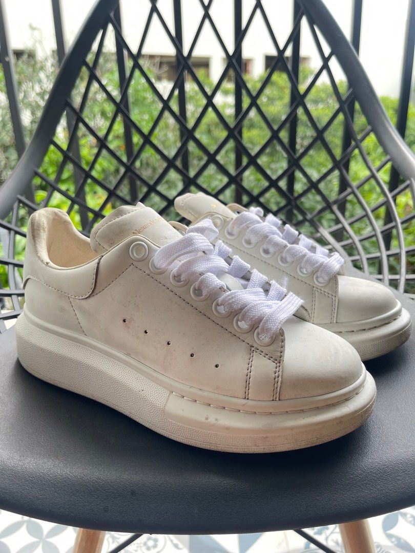Update more than 124 alexander mcqueen leather sneakers latest