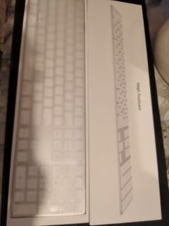 Apple Magic Keyboard 5800 lang