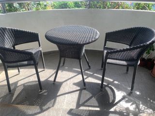 Dark Cozy Balcony furnitures / 黑色舒適陽台桌凳 with 3 chairs