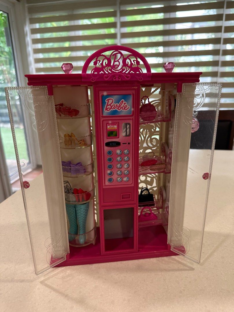 Barbie Fashion Vending Machine Hobbies And Toys Toys And Games On Carousell