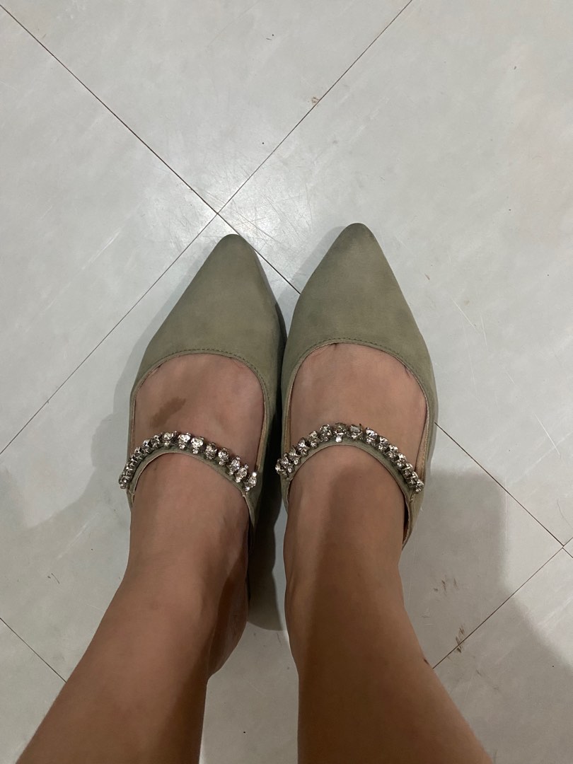 bata black office shoes