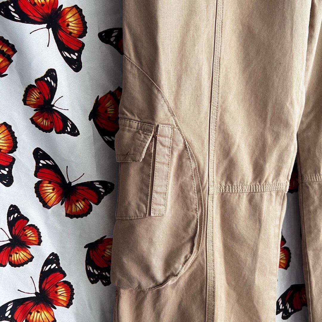 BNWT brandy melville navy / light brown kim cargo pants, 女裝, 褲＆半截裙, 牛仔褲