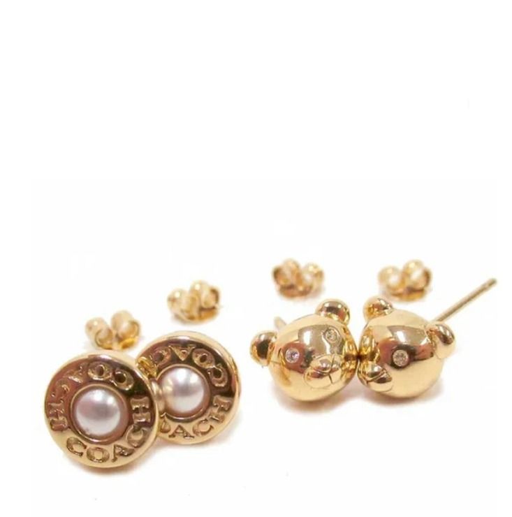 BRAND NEW AUTHENTIC INSTOCK COACH BEAR AND PEARL STUD EARRINGS SET