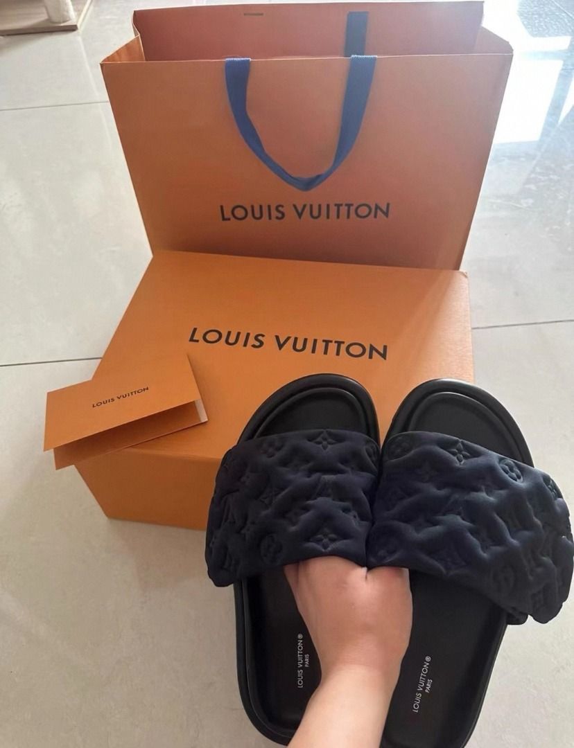 LV Spring/Summer 2021 Slippers, Women's Fashion, Footwear, Slippers and  slides on Carousell