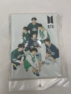 (Category: ) located in . Submitted by allabtkpop7 (Listing ID 1239595819, Image 1). Description: .