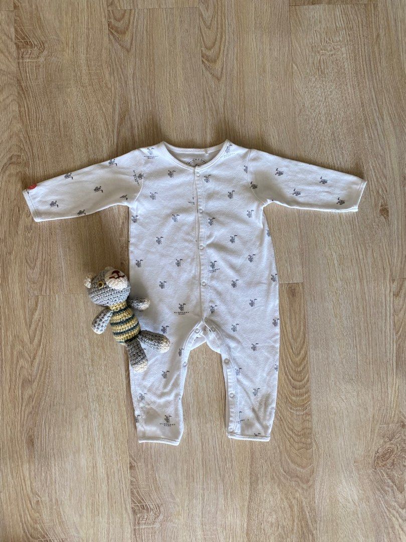 Newborn baby burberry deals