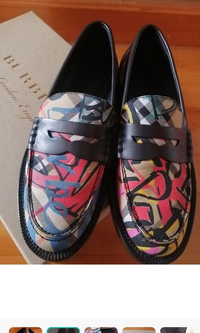 Burberry graffiti loafers discount