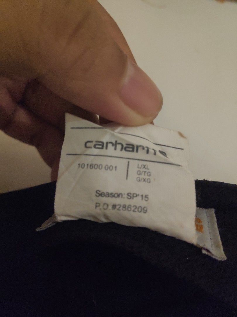 CARHARTT STORM DEFENDER CAP ( with reflective detail ) on Carousell