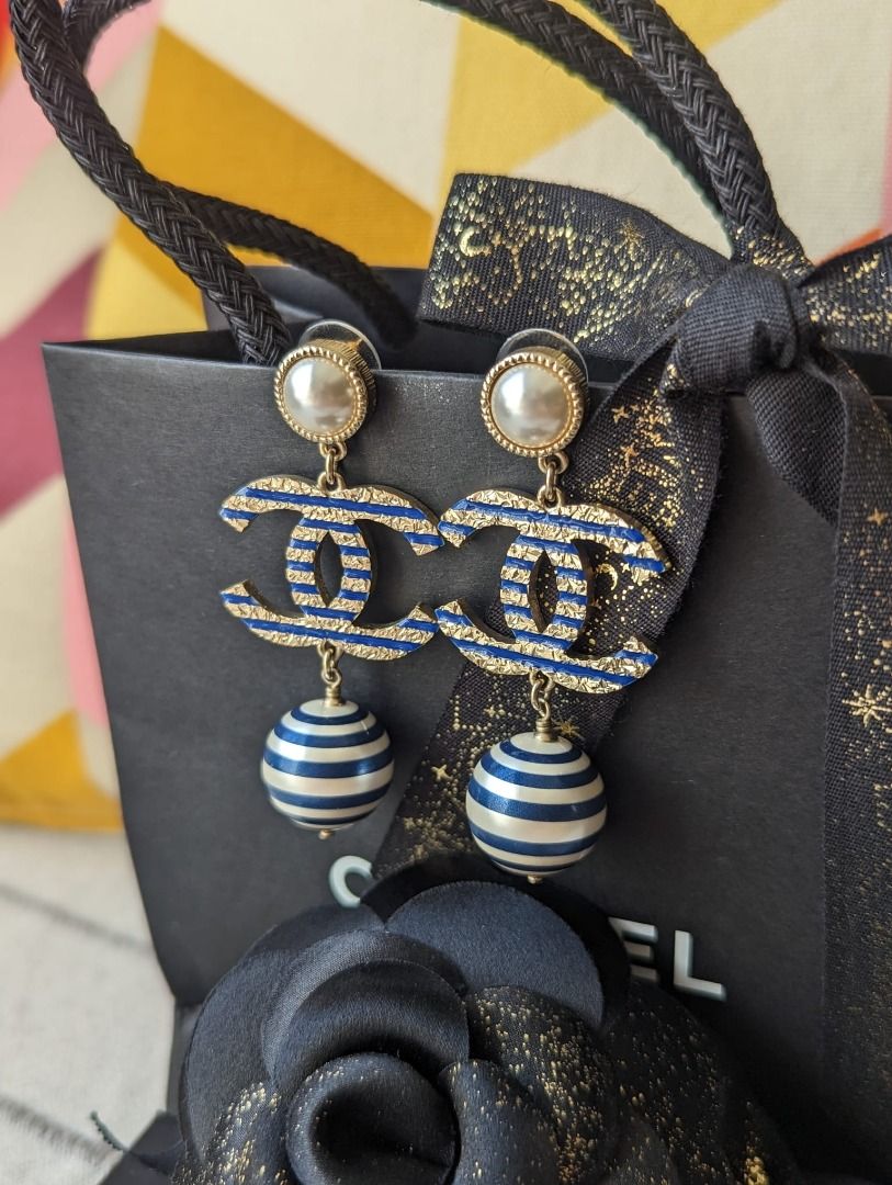 Pin by LEAMAM on CHANEL  Chanel jewelry, Chanel earrings, Chokers