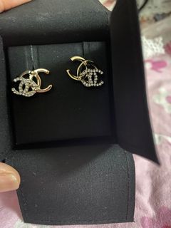 （分類：）位於 。 由 tung1702 提交（商品編號 1239572335，圖片 1）。簡介： 。
