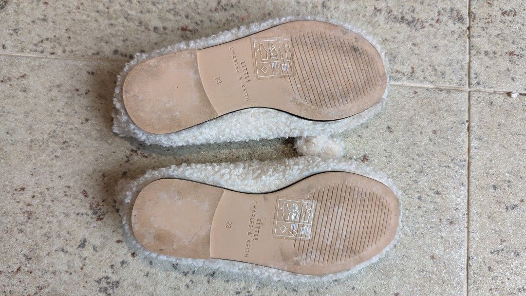 Charles and shop keith kids shoes