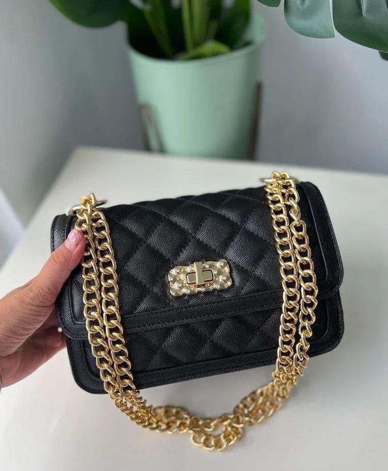 Black Leather Quilted Chain Shoulder Mini Bags Cellphone Pouch | Baginning