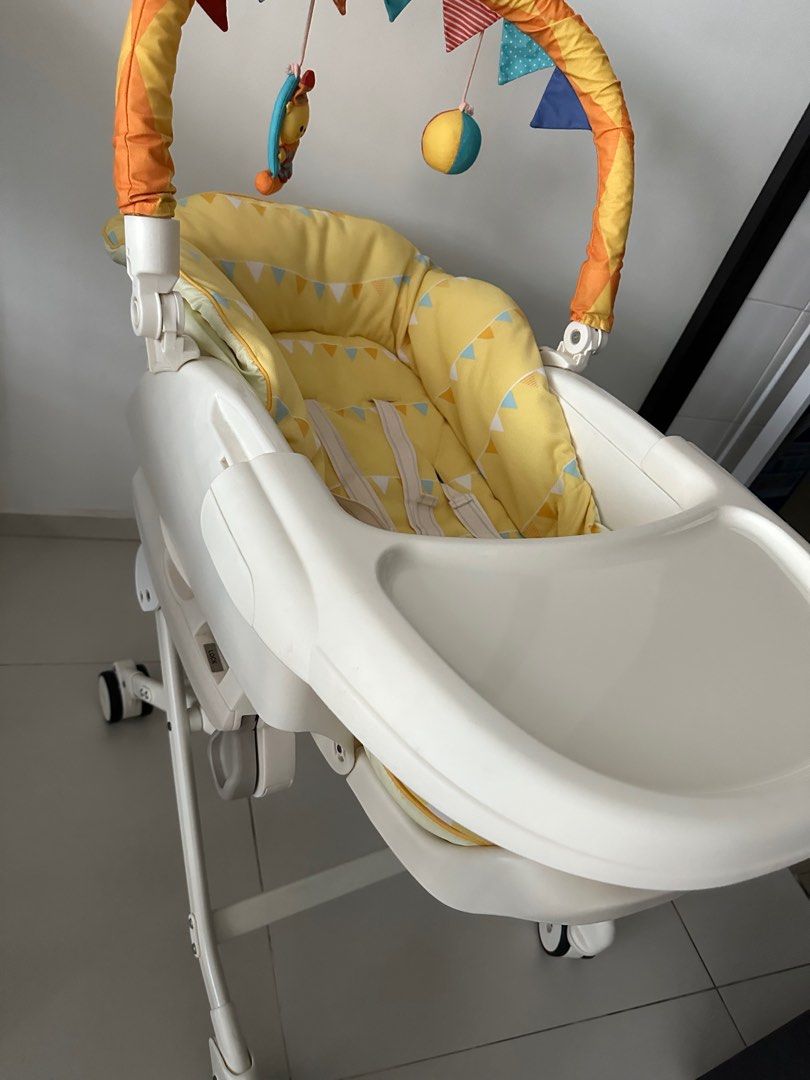 Combi Baby Rocker Combi Rocker/ high chair , Babies & Kids, Baby Nursery & Kids Furniture ...