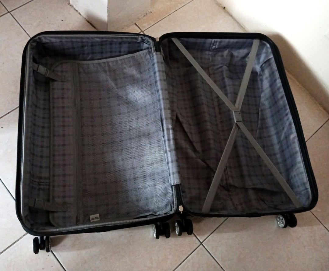 Compass Luggage on Carousell