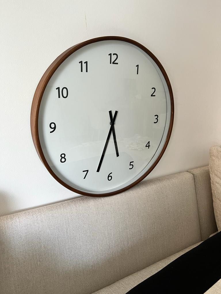 Crate & Barrel Lorne Clock, Furniture & Home Living, Home Decor, Clocks