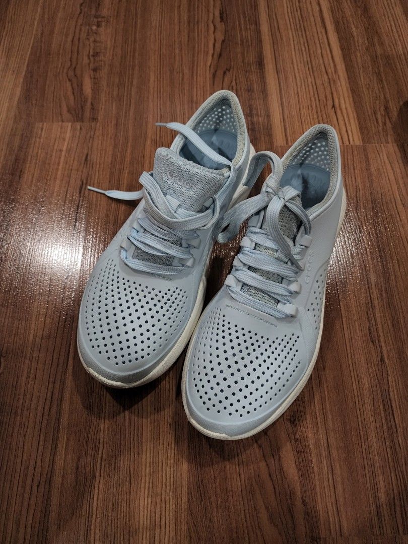 Crocs Literide Pacer Light Blue W8 (Category: Sneakers) located in San Juan City. Submitted by soleil.18 (Listing ID 1239528874, Image 2). Description: Authentic Crocs Literide Pacer Size: Women's 8 Color: Light Blue.
