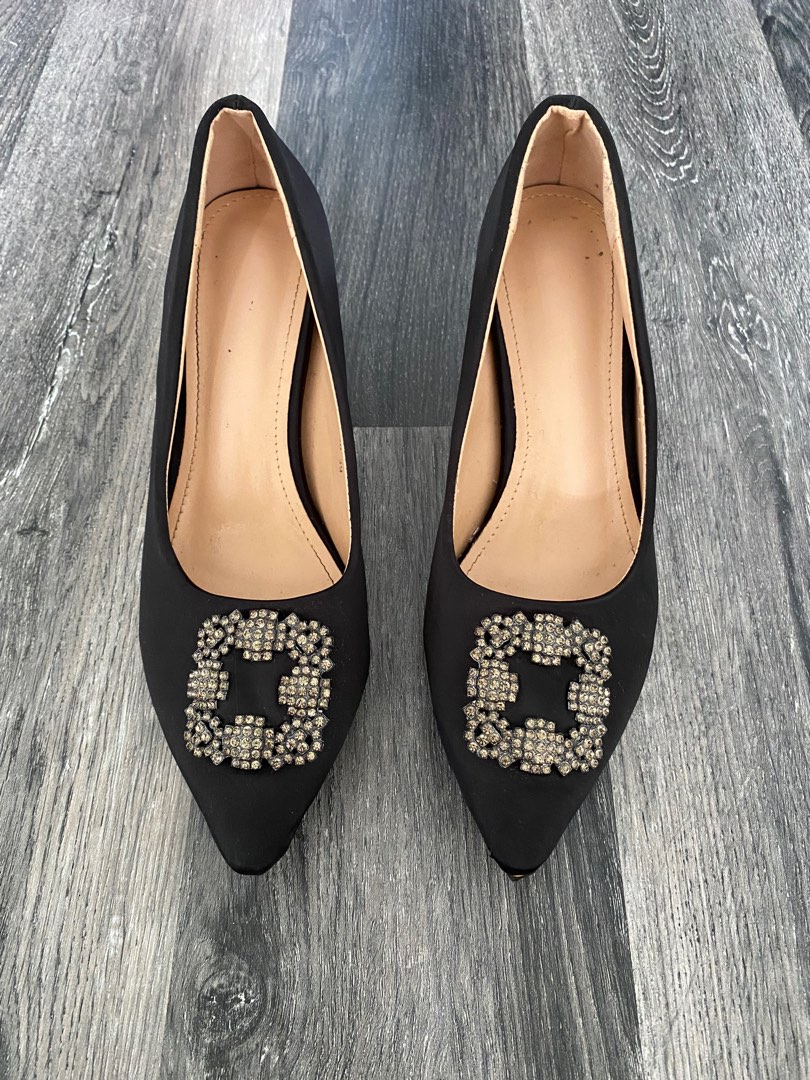 Custom discount made heels