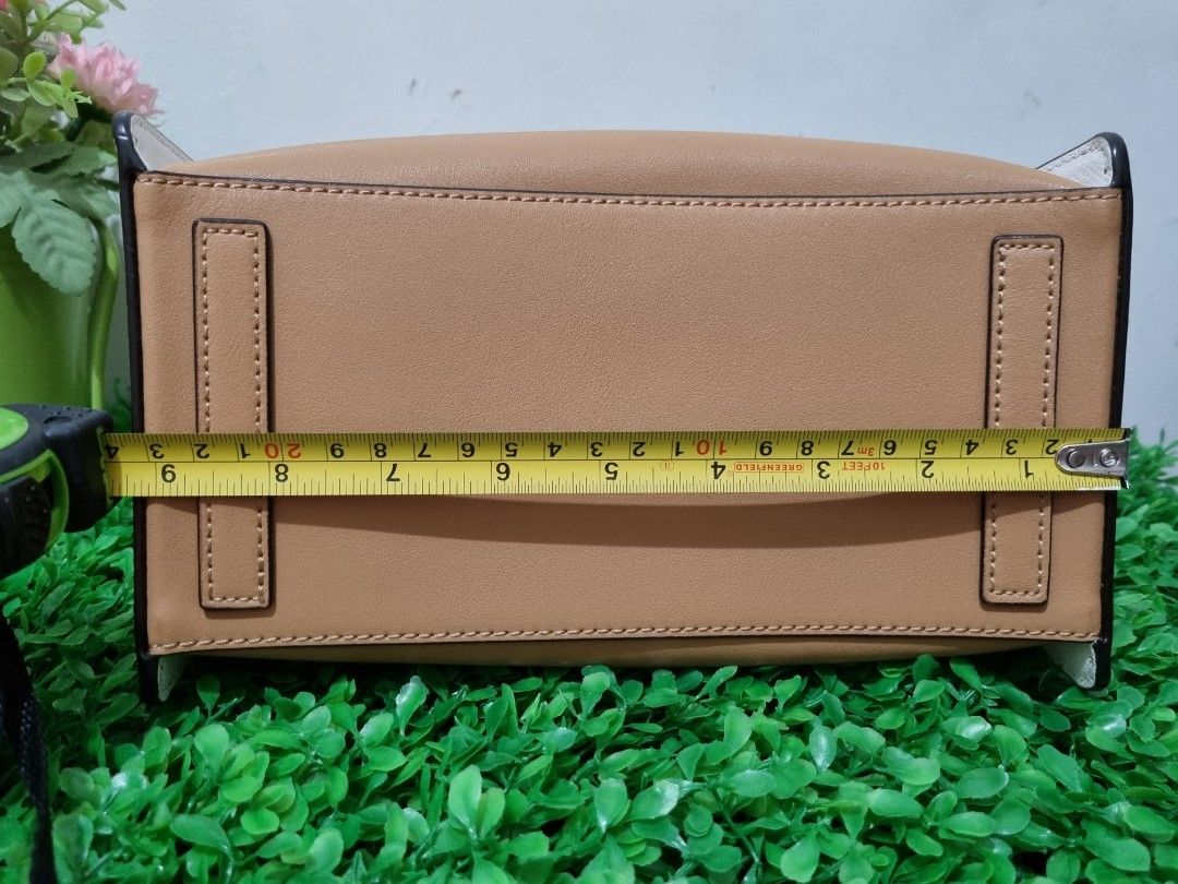 Decke Eudon Choi Accordion Bag Nude Wide Strap, Women's Fashion, Bags