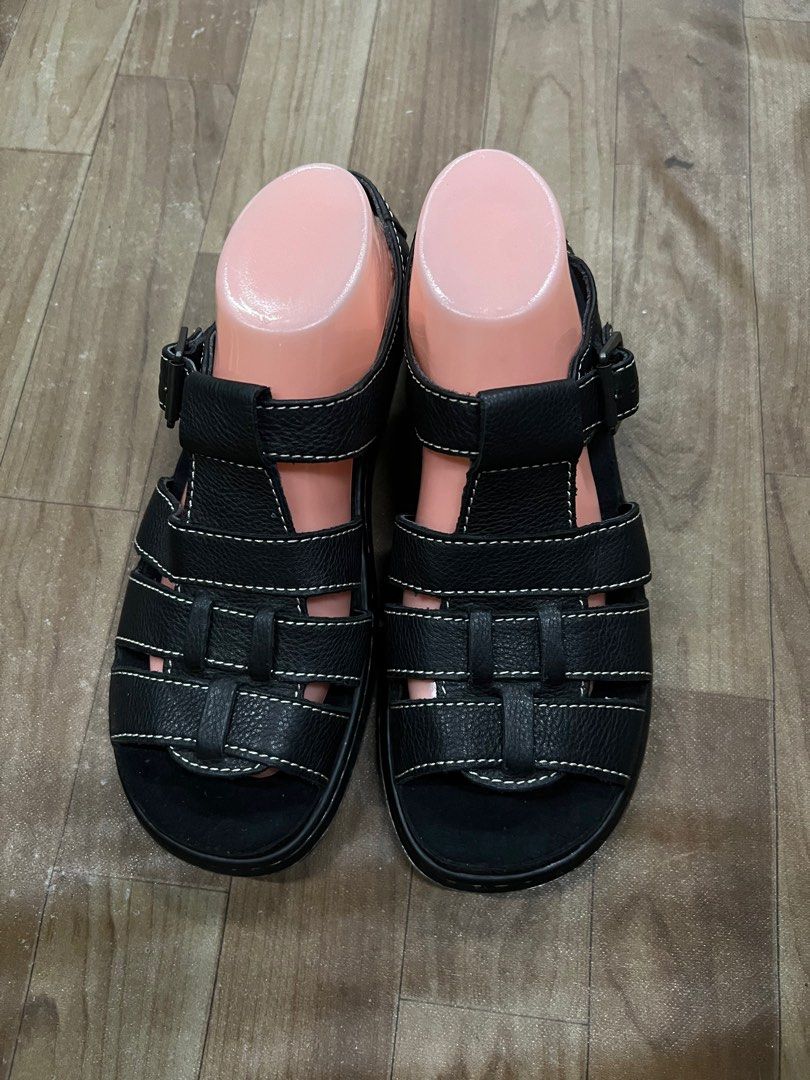 Dr martens carolyn hot sale