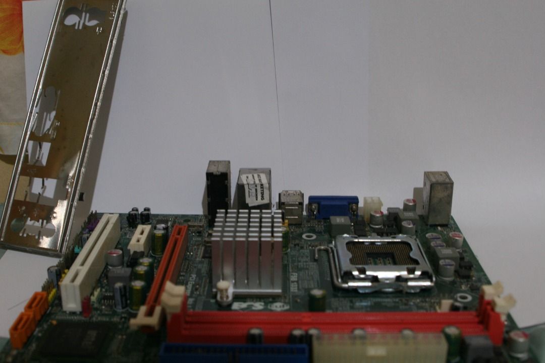 ECS G41T-R3 G41 DDR3 mATX Motherboard on Carousell