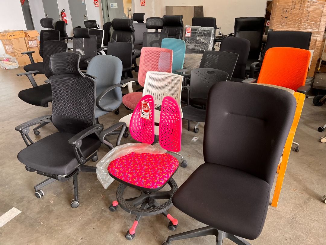 Chair sales near hot sale me