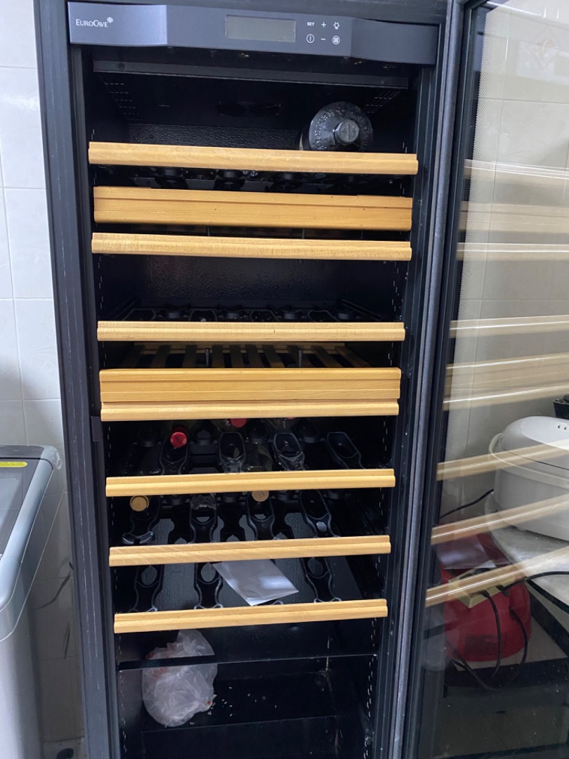 EUROCAVE PERFORMANCE 259 BUILTIN WINE CELLAR ( GLASS DOOR), TV & Home